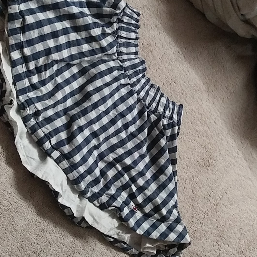 Gils, small tartan skirt. Hollister